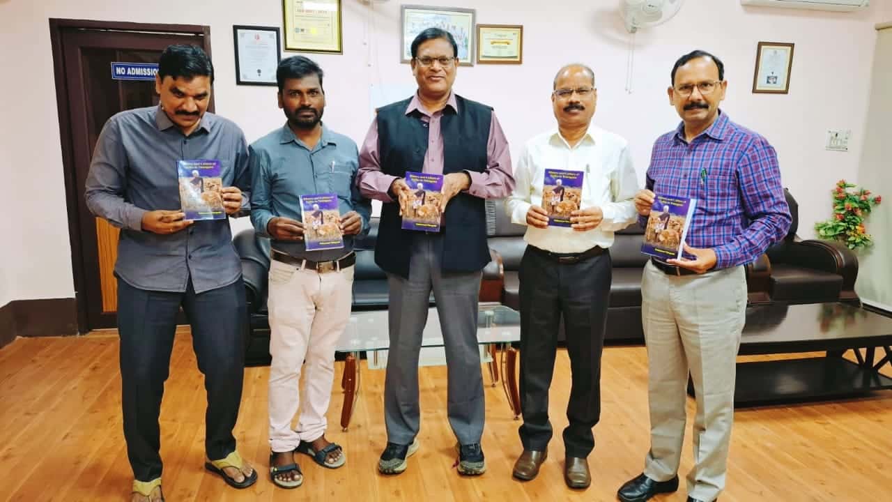 హిస్టరీ అండ్ కల్చర్ ఆఫ్ గొల్లస్ ఇన్ తెలంగాణ” పరిశోధన గ్రంధం ఆవిష్కరణ