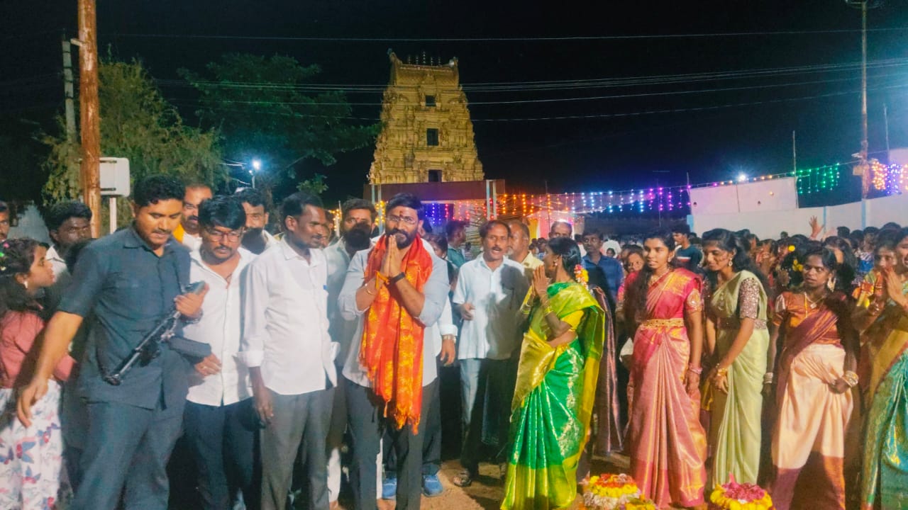 ఘనంగా సద్దుల బతుకమ్మవేడుకలు