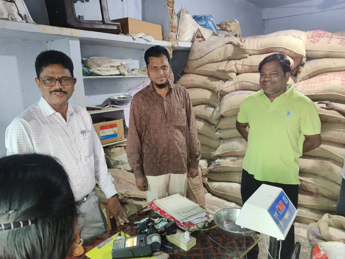 సన్న బియ్యం సక్రమంగా పంపిణీ జరగాలి – JC చంద్రయ్య