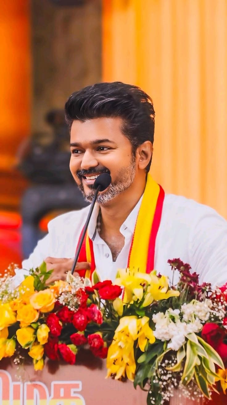 విజయ్‌కు చేరువయ్యేందుకు బీజేపీ పావులు…