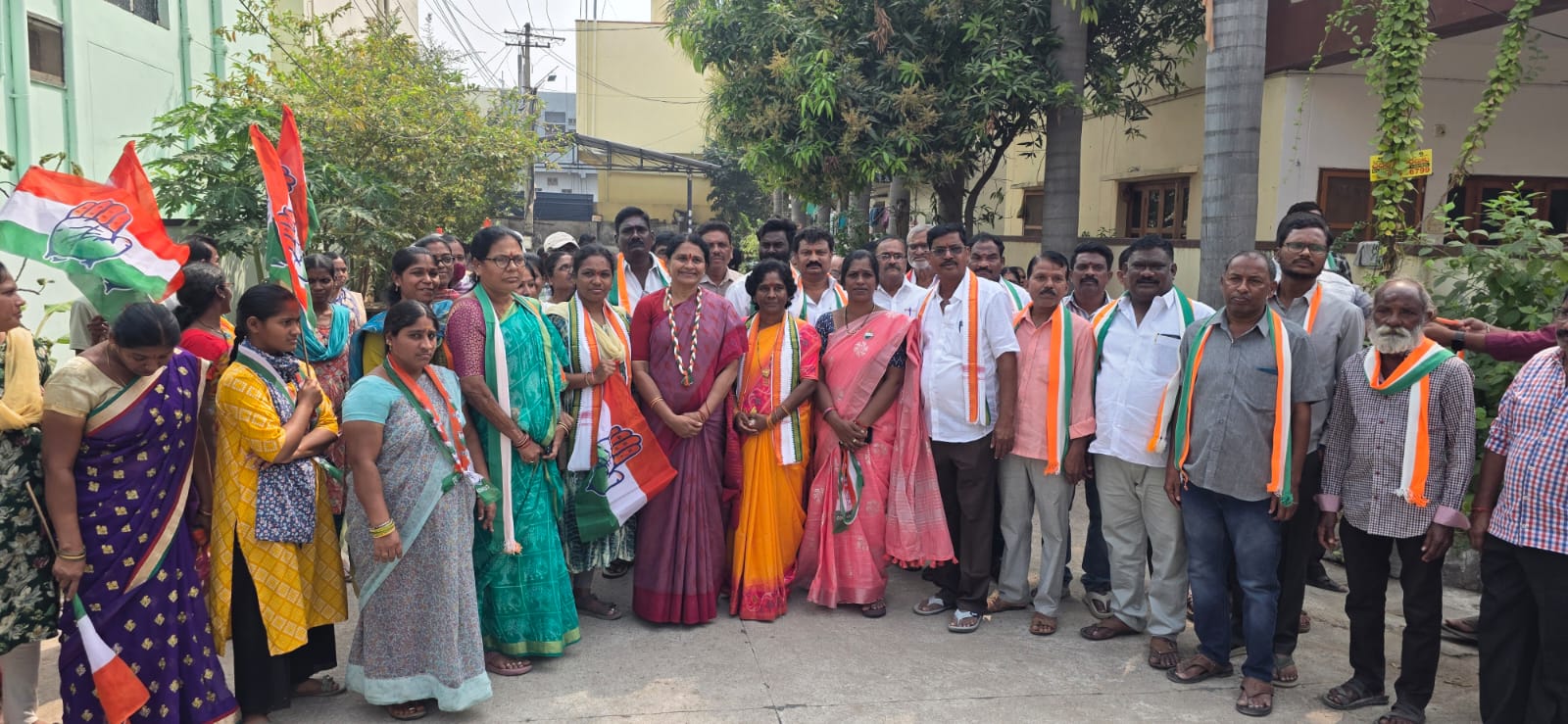 ఇందిరమ్మ దీవెనలు  ప్రజా ఆశీర్వాద బలంతో ముందుకు సాగుదాం….