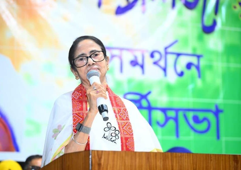 నా అభ్యర్థిత్వానికి ఎసరు పెట్టాలనుకున్నారు.. బీజేపీపై మమత తీవ్రారోపణ