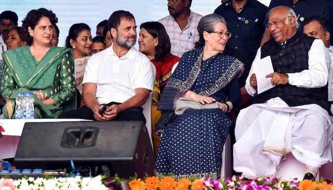 సీడబ్ల్యూసీలో పార్లమెంటు వ్యూహాలపై అగ్ర నేతల చర్చ