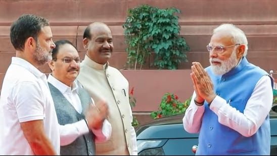 పార్లమెంటు ప్రాంగణంలో రాహుల్‌తో ముచ్చటించిన మోదీ